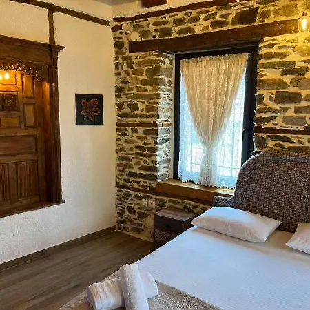Theokleia_guest House בית הארחה